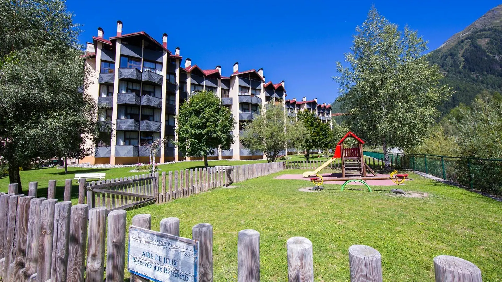 Residence Grand Roc - Campanules 303 - Happy Rentals Chamonix